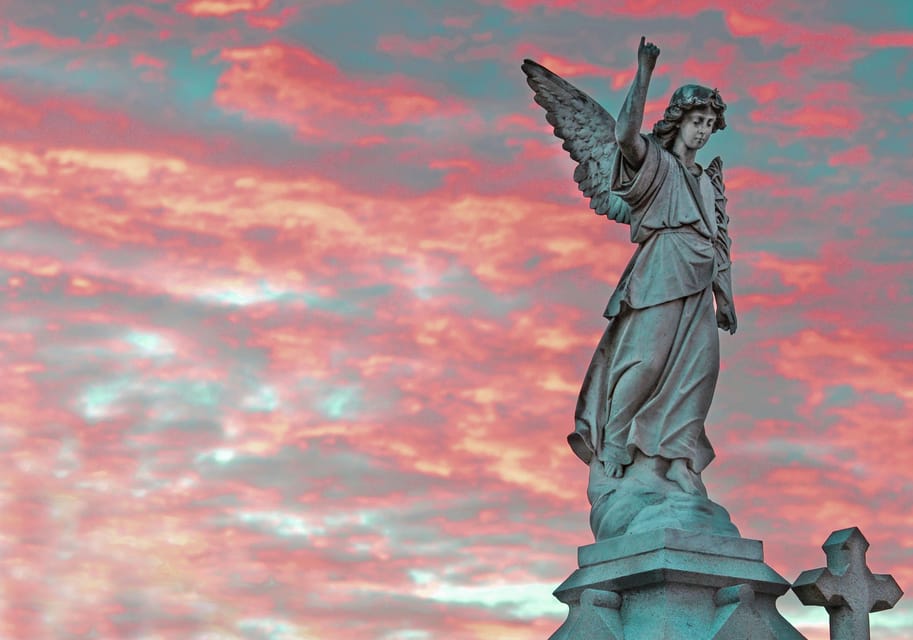 Book your New Orleans: St. Louis Cemetery #3 Guided Walking Tour Experience Today. Discover some of the top rated New Orleans Tours with CitizensFor1GreaterNewOrleans.com.